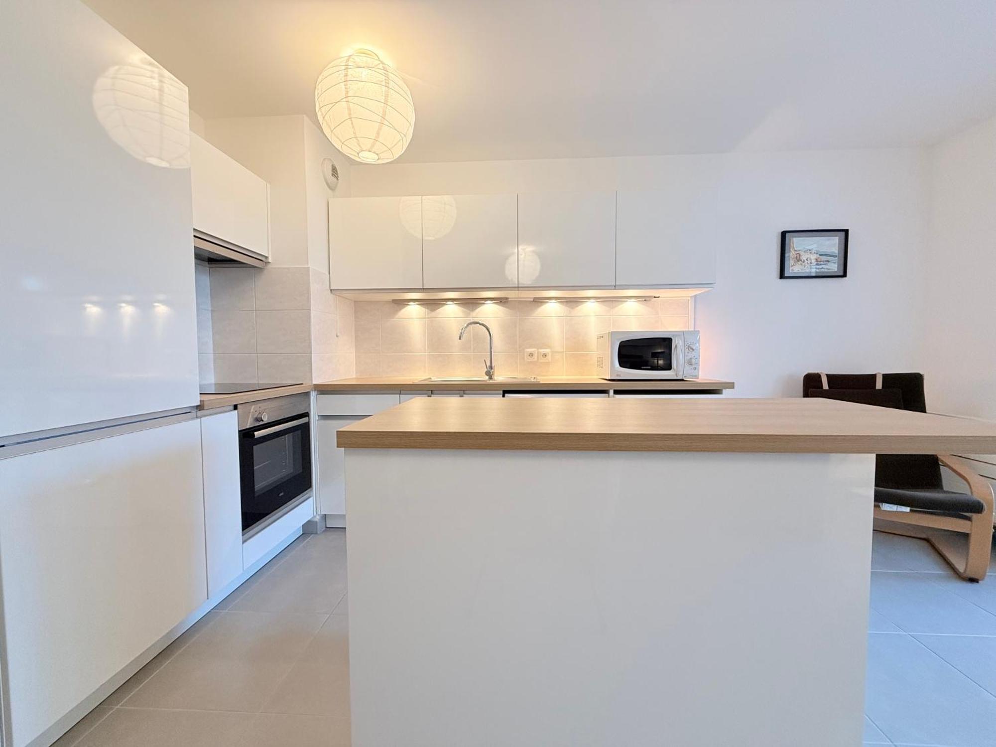 T3 L'eden- Piscine- Clim- Commerces Apartment Le Lavandou